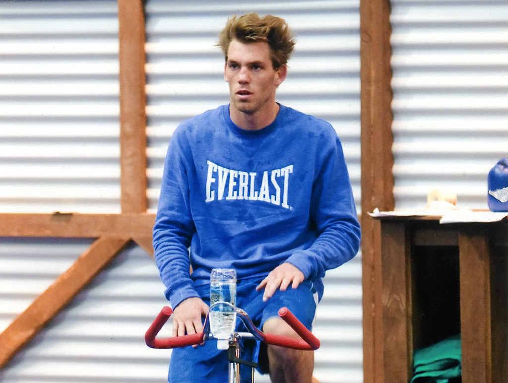 Coffs harbour raised boxer Ben McCulloch will be fighting in Moscow on Thursday night for the WBA World super middleweight title.